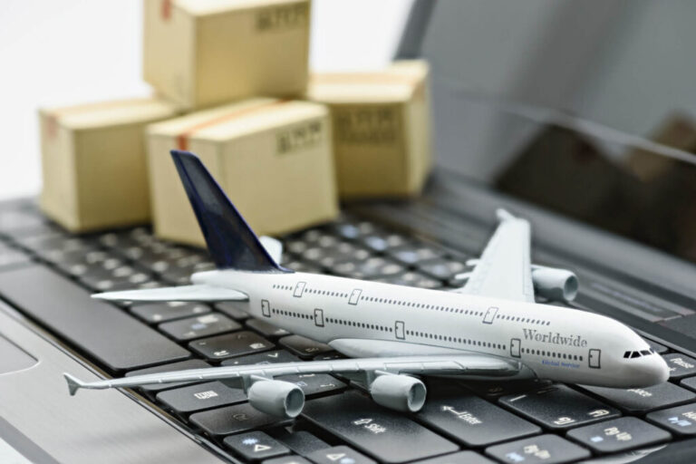 Air Freight Forwarder laptop plane boxes 1024x683 2