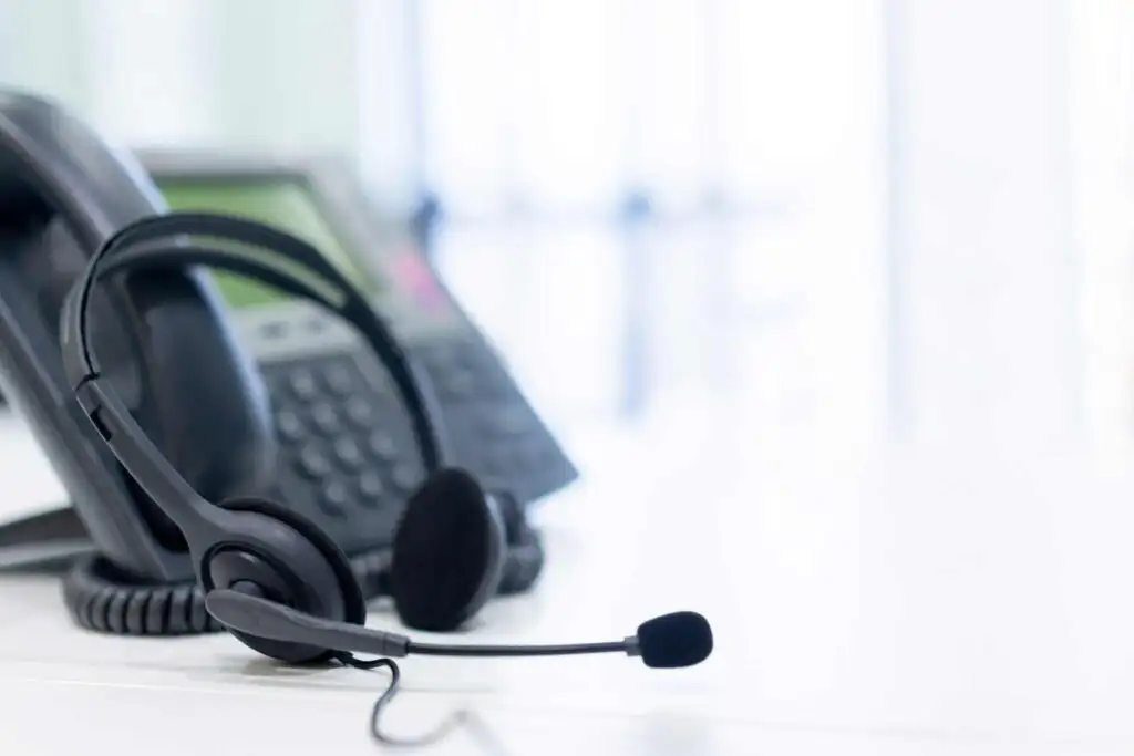 contact us web 1024x683 1